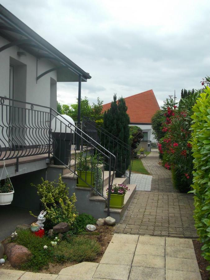 Eguisheim Village Prefere Des Francais Grand Studio 外观 照片